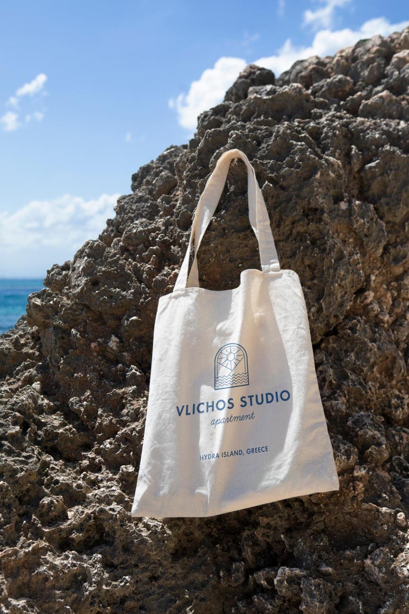 Vlichos Studio Apartment Hydra  Exterior photo