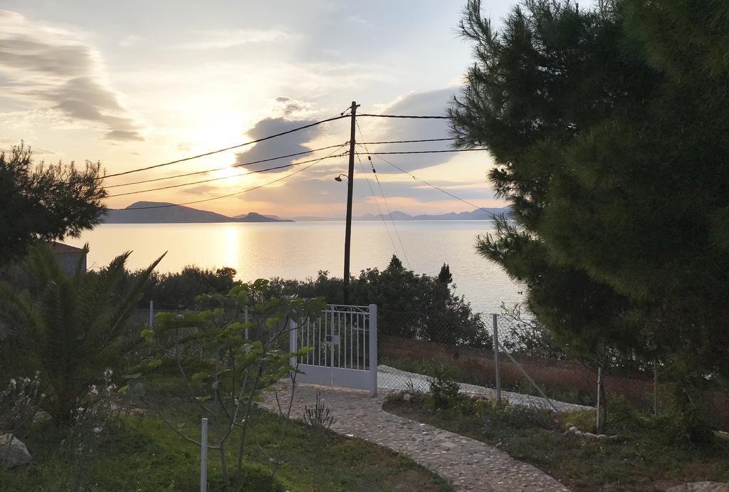 Vlichos Studio Apartment Hydra  Exterior photo